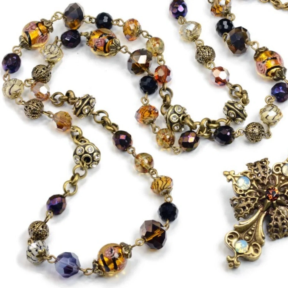 Sweet Romance Baroque Rosary Necklace Vintage-Inspired - Picture 4 of 10
